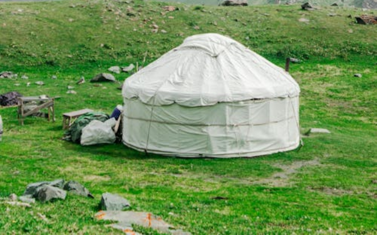 kyrgyzstan yurt camp near Song-Kol Lake