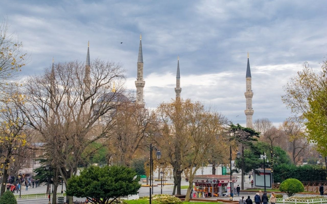 Hagia Sophia and Blue Mosque located within walking distance in Sultanahmet Istanbul